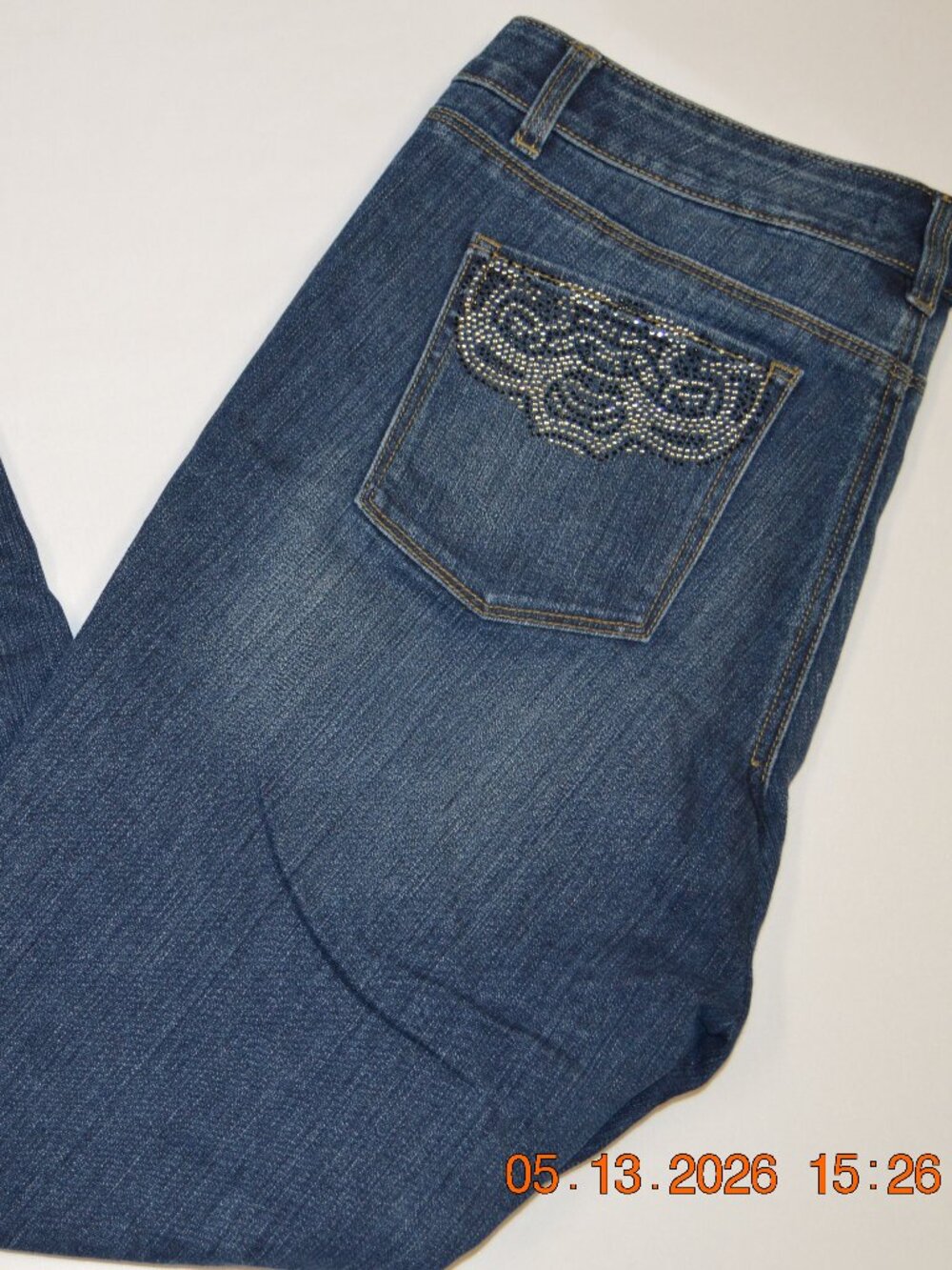 White House Black Market Women’s Size 10 Blue Straight Jeans Embellished